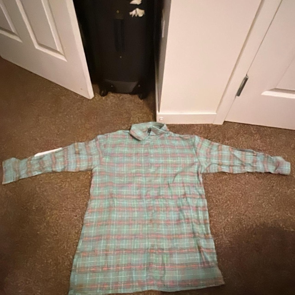 PLAID TOP - Picture 2 of 4